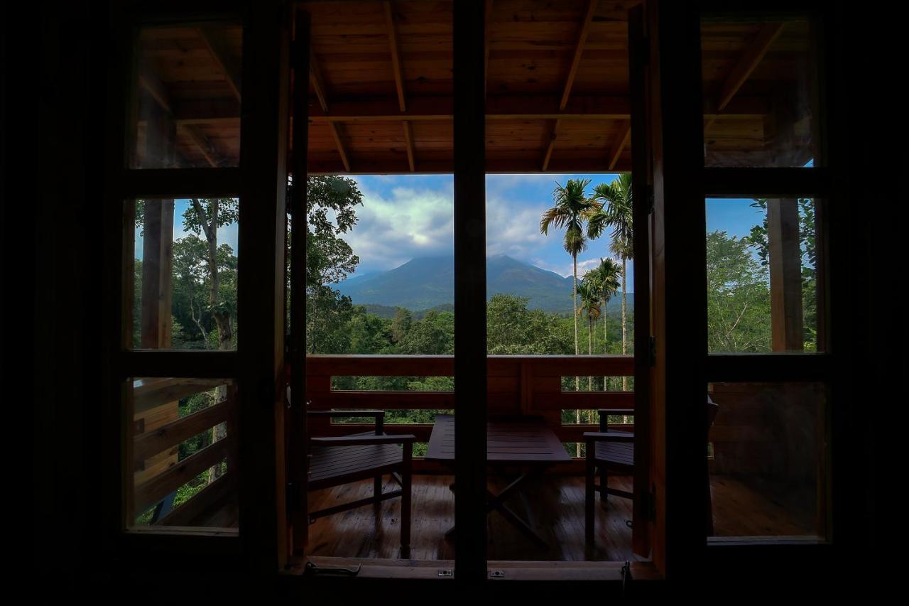 Woodrose Resort Kalpetta Exterior photo