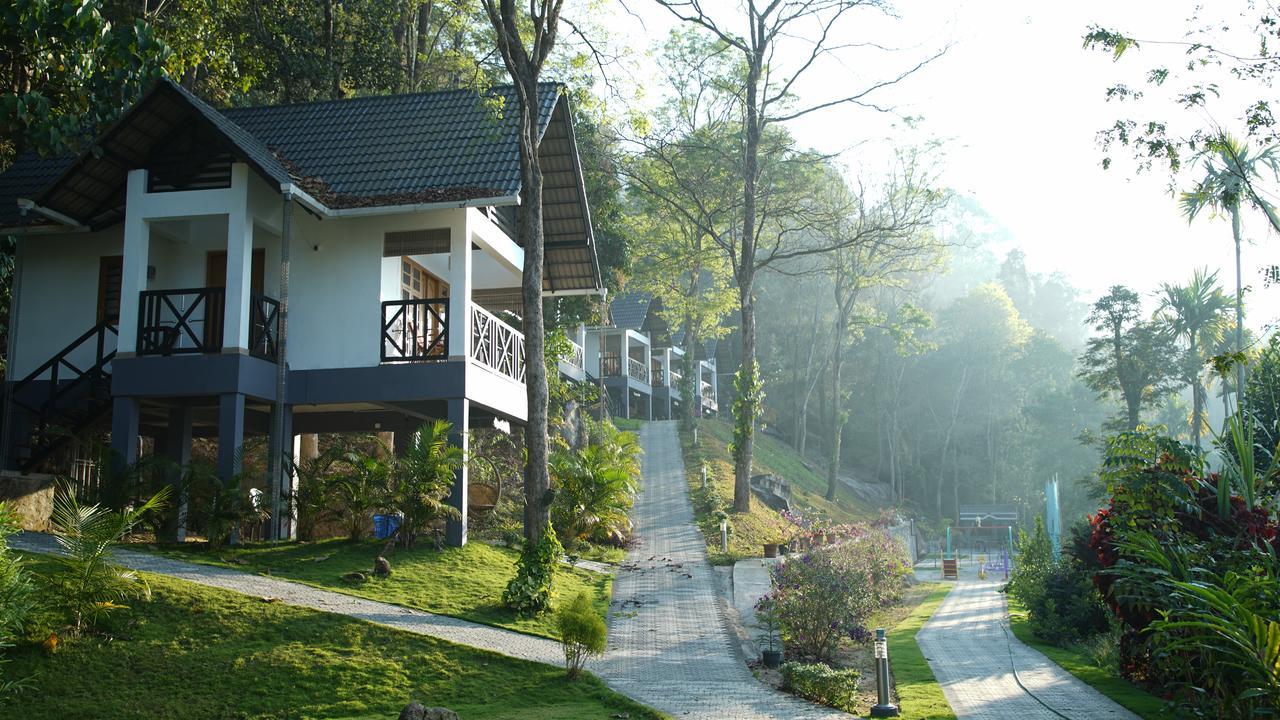 Woodrose Resort Kalpetta Exterior photo